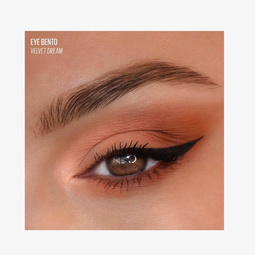 Beauty Bento • Velvet Dream • Portable • Soft Matte • Eyeshadow • Trio Palette - Picture 4 of 16